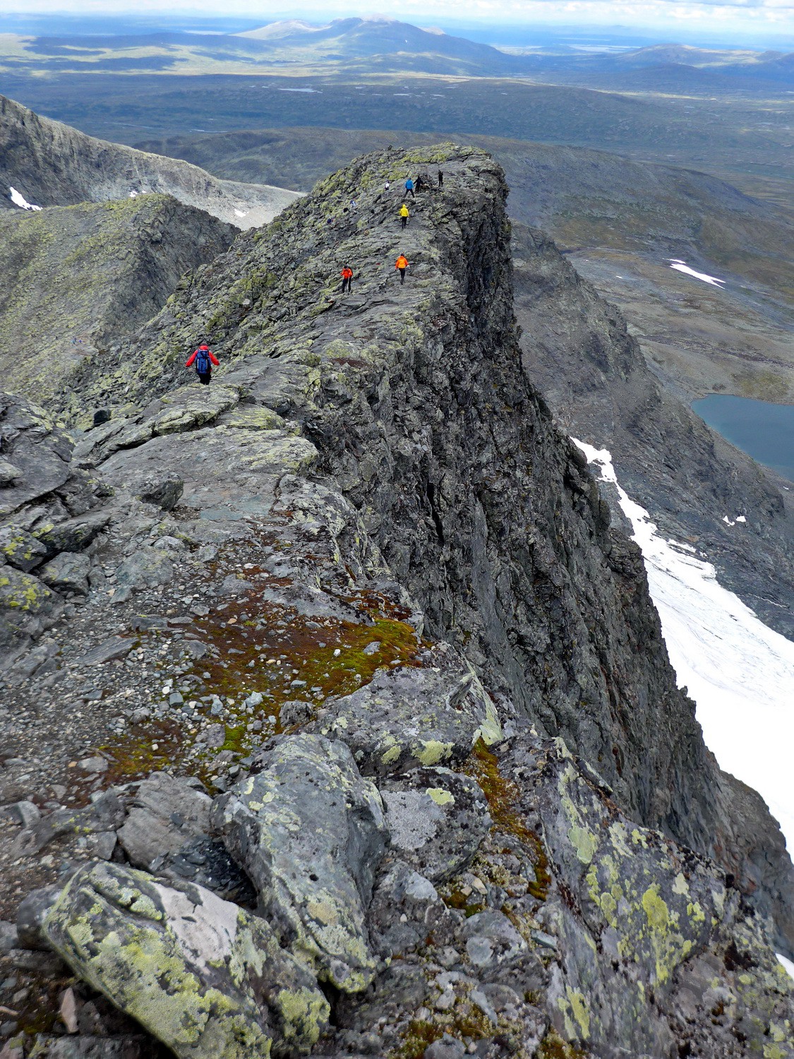 Summit ridge of Storsylen